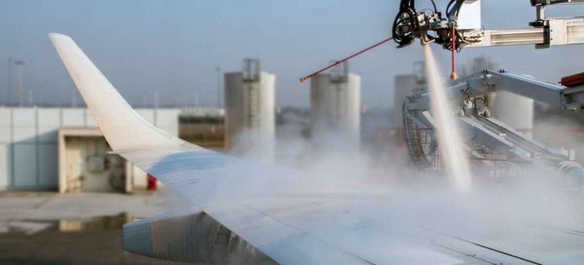 Ondata di gelo, ancora paralizzato l’aeroporto di Monaco di Baviera