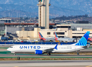 Boeing, i 737 Max-9 torneranno a volare