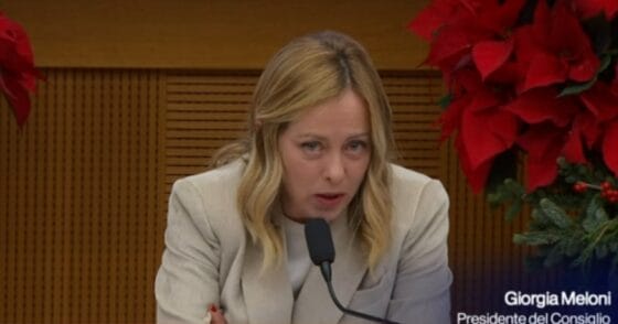 Stallo sulle concessioni balneari: l’Ue attende, Meloni prende tempo
