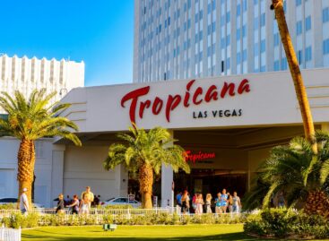 Las Vegas, il 2 aprile chiuderà per sempre lo storico Tropicana Hotel