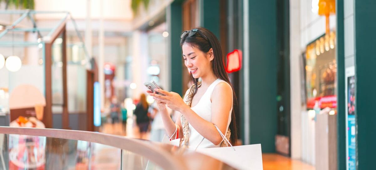 Tax free shopping, i giovani cinesi trainano la rimonta in Italia