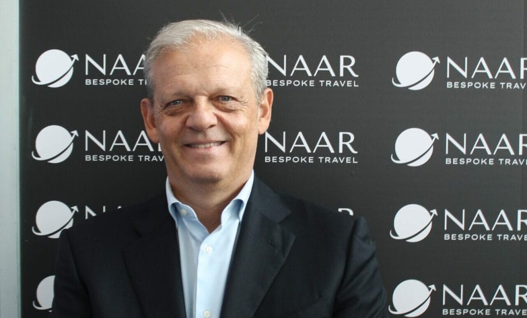 Frederic Naar da uff stampa