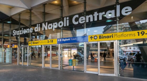 Trenitalia, sconti del 50% per chi va alla Bmt di Napoli