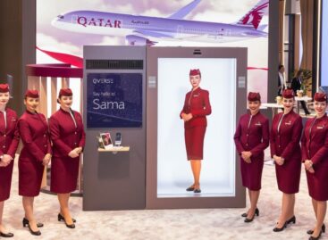 Ologrammi al posto delle hostess: Qatar Airways avvia il progetto Sama 2.0