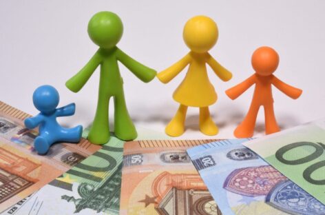 Il costo del viaggio influenza il 72% degli italiani: il report Allianz Partners