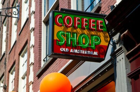 Amsterdam perbenista: campagna contro i “tour delle canne”