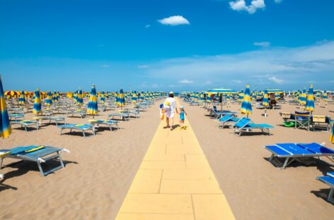 Balneari, Salvini: «Decreto Indennizzi entro fine mese»