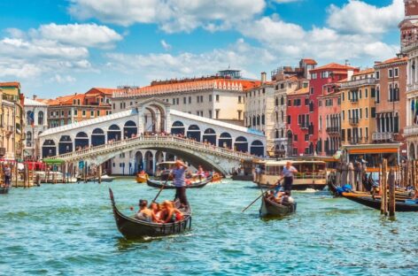 Venezia, Fiavet sbotta sui limiti ai gruppi turistici