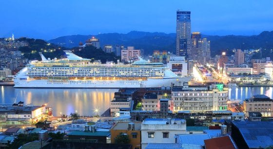 Cina, la pentola d’oro delle grandi navi