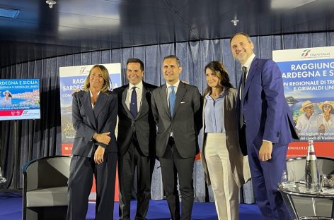 Grimaldi e Trenitalia varano il biglietto unico treno+nave