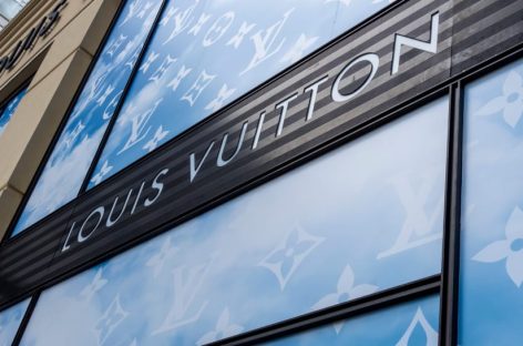 Da Louis Vuitton a Ferragamo:<br> la moda investe nel travel