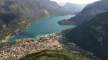 Open air, è l’anno dei laghi: indagine Federcamping