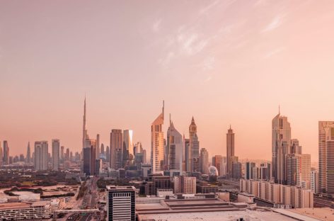 Dubai oltre i grattacieli: deserto, benessere e cioccolato