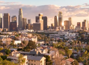 Fuga da Los Angeles: caos e disordini politici