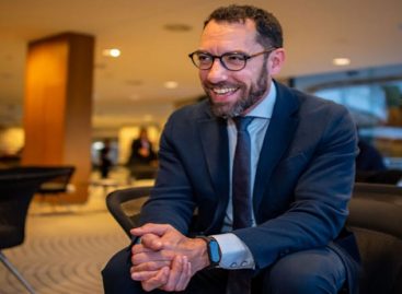 Europa post elezioni. Etc: «Destinazione turistica unica»