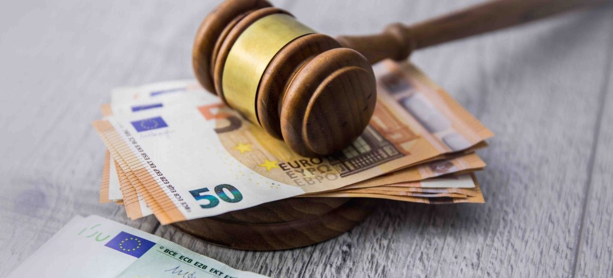 Le low cost pagano pegno: multa da 150 milioni in Spagna