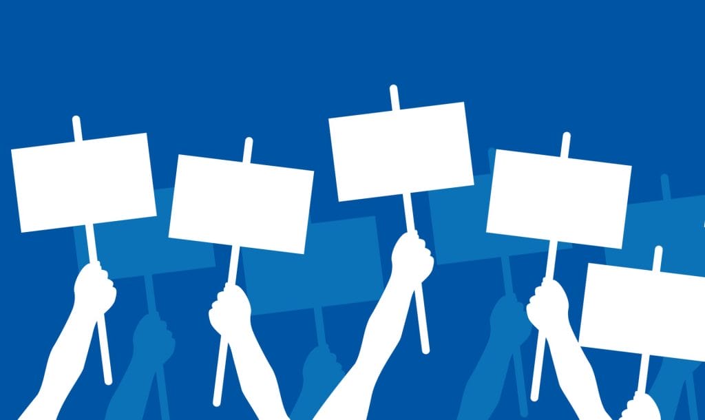 protesta sit in manifestazione da adobe