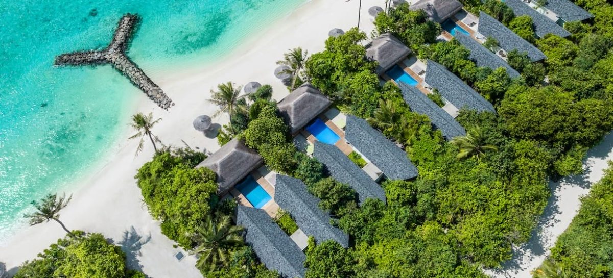 Maldive, grand opening del resort Raaya by Atmosphere nel 2025