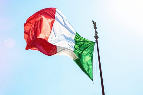 Cambio bandiera delle navi? Assarmatori: «Meno burocrazia per arginare il fenomeno»