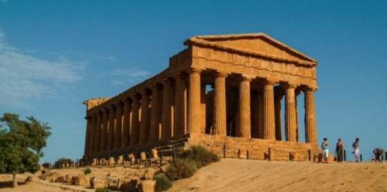 La Sicilia fa scuola. O almeno ci prova