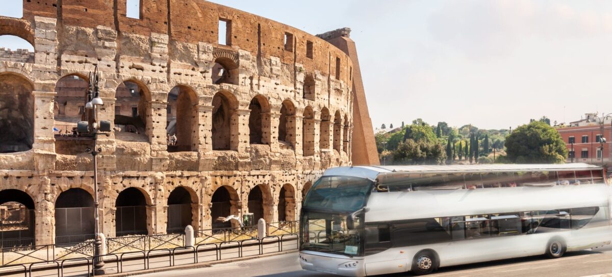 Bus turistici, scatta l’emergenza parcheggi a Roma