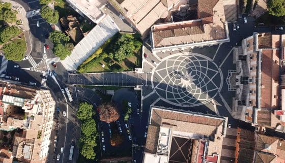 Affitti brevi, linea dura di Roma: «Stop ai b&b in centro»