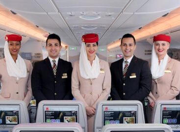 Emirates assume assistenti di volo: colloqui in Sardegna e a Pisa