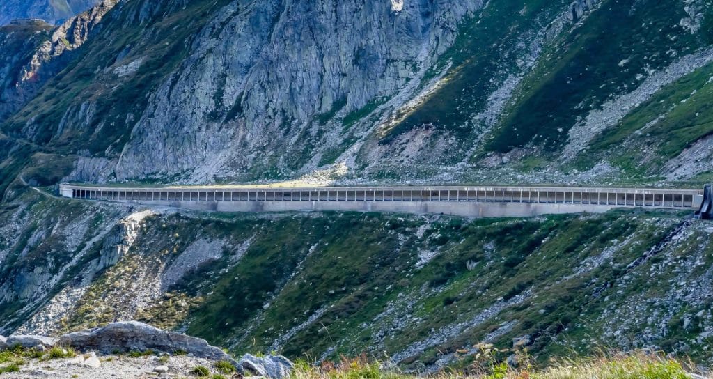 tunnel san gottardo adobe