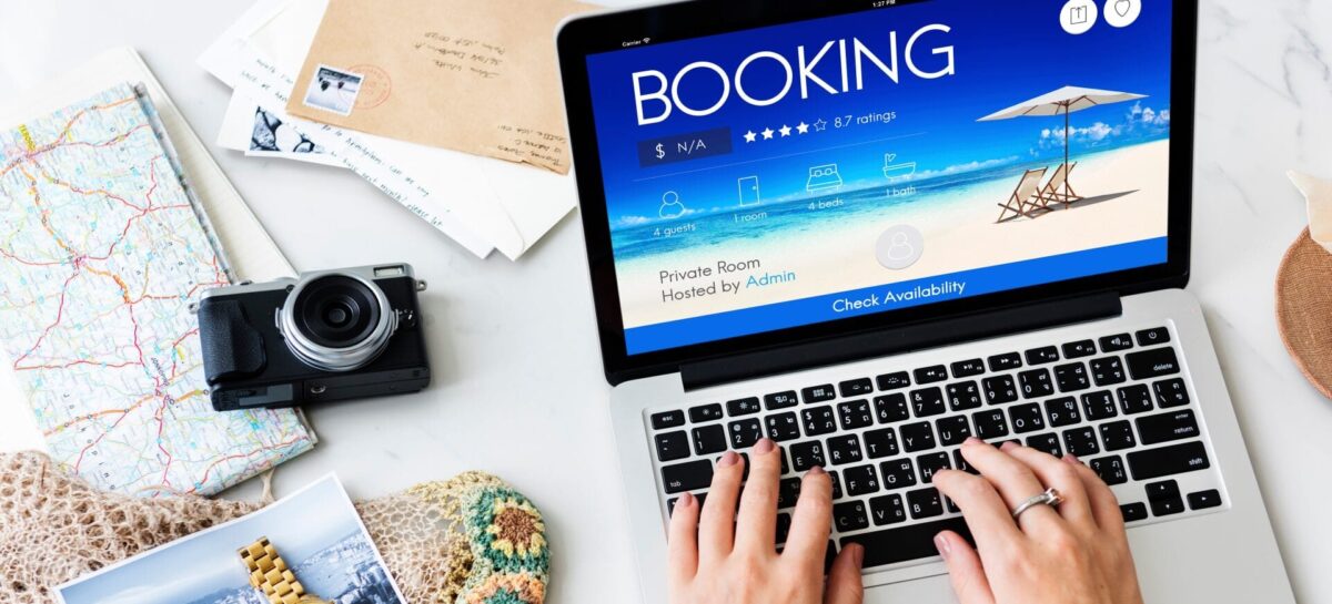 Booking alza l’outlook e non teme ChatGpt