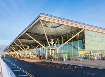 Londra Stansted, tilt informatico <br>e passeggeri a terra