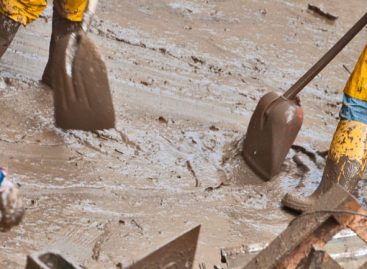 Alluvione in Spagna: voli dirottati e treni in tilt a Valencia