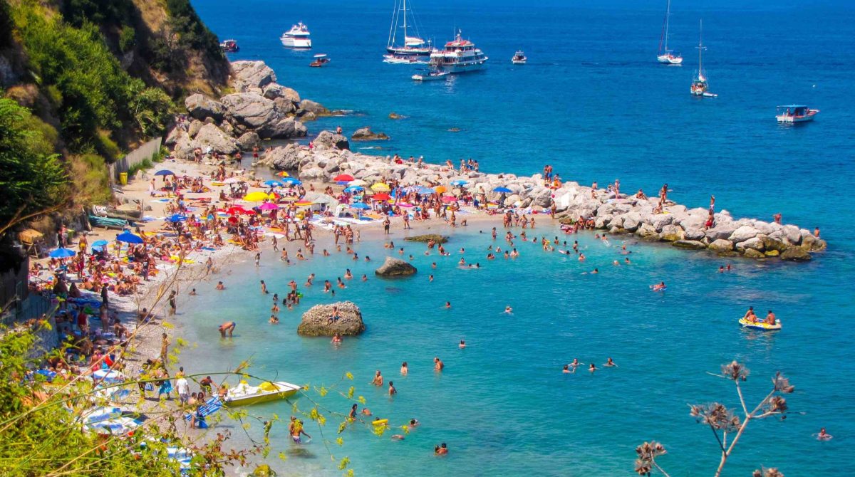 Capri anti overtourism: gruppi fino a 40 persone
