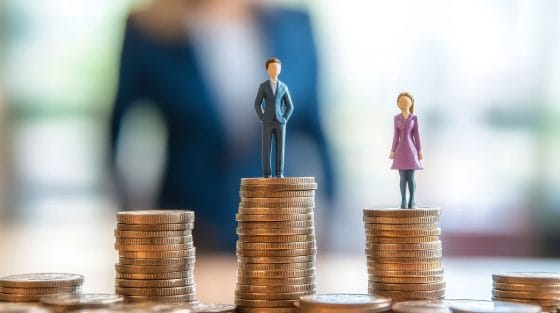 Turismo, le donne guadagnano il 15% in meno degli uomini: lo dice l’Onu