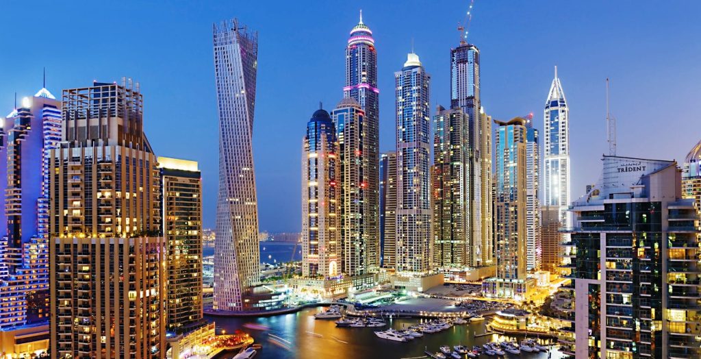 emirati-dubai-marina-skyline-notte Ipv uff st