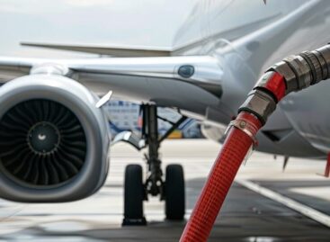 Jet fuel, impennata storica. <br>Quanto costa la guerra