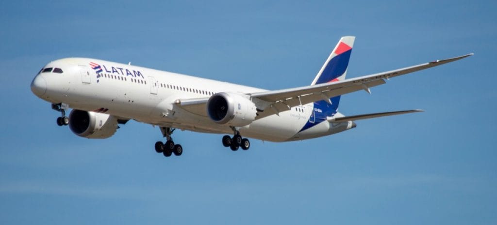 Latam_Adobe