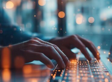 Stop recensioni false: arriva il Codice di condotta Ue