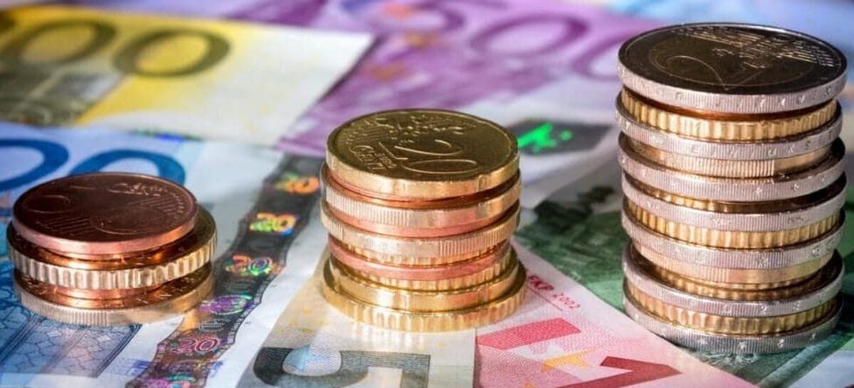 Risarcimenti aerei, la proposta al ribasso dell’Europa