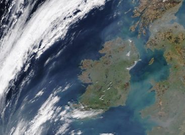 Tempesta sul Regno Unito: voli cancellati e treni in tilt