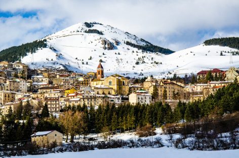 Borghi, avanzata dei turisti stranieri: analisi Lybra