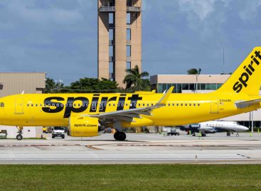E ora Spirit Airlines taglia rotte e piloti