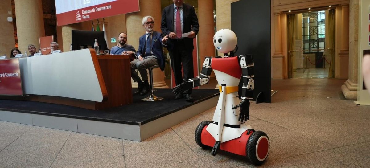 A Roma arriva Adriano, un robot negli infopoint turistici