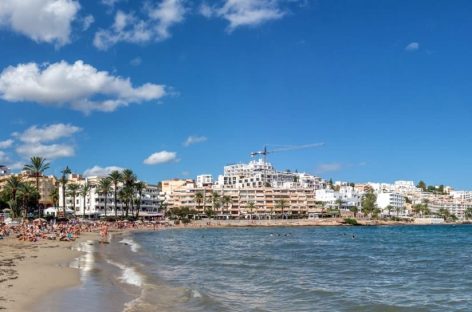 Baleari, alberi al posto degli hotel: stanziati 15 milioni