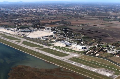 Aeroporti Venezia-Treviso: 14,6 milioni di passeggeri in un anno
