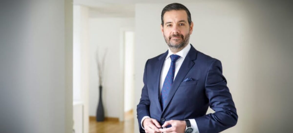 Martínez lascia dopo 19 anni Alpitour World