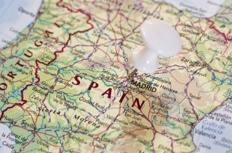 Ryanair minaccia altri tagli ai voli in Spagna