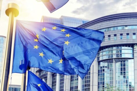 L’Ue alla Francia: “Recuperare gli aiuti dati a Ryanair”