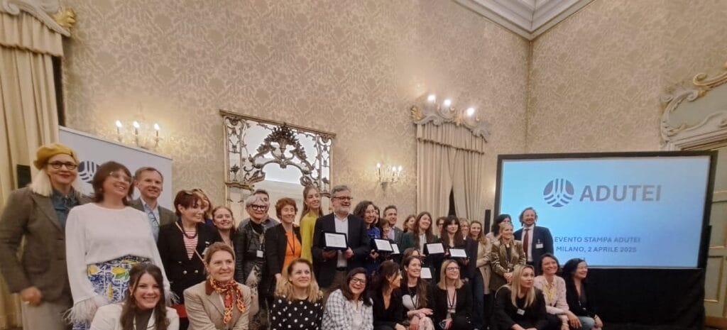premio adutei 2025