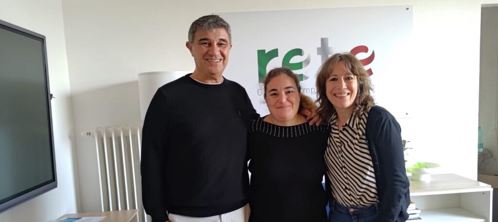 Ast e Paola Locci da uff stampa Miradas