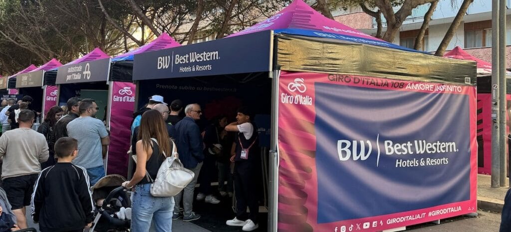 BWH stand - Giro d'Italia uff. stampa